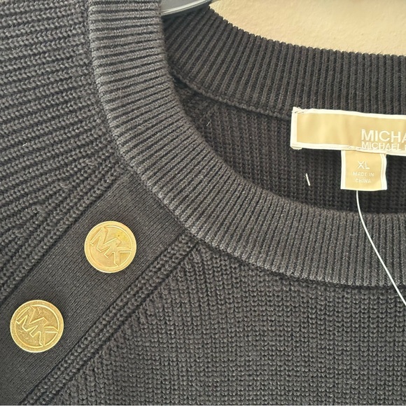 MICHAEL Michael Kors
Easy Raglan Snap Shakr Sweater XL - Picture 2 of 3
